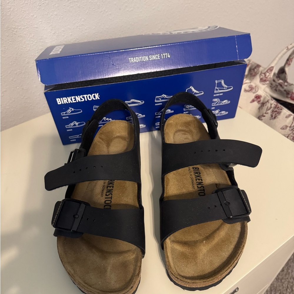 EUC Nearly Brand New Birkenstock Black Two-Strap Sandals
